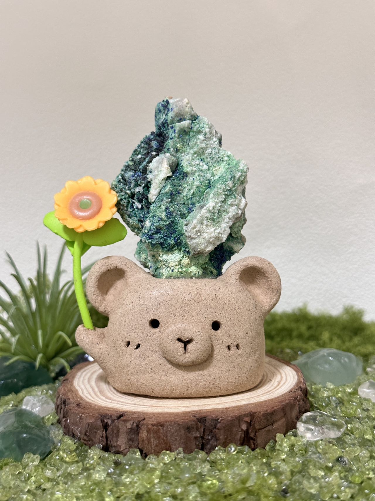 Green chalcopyrite