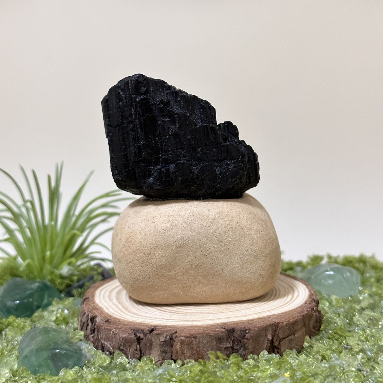 Black tourmaline, Capricorn