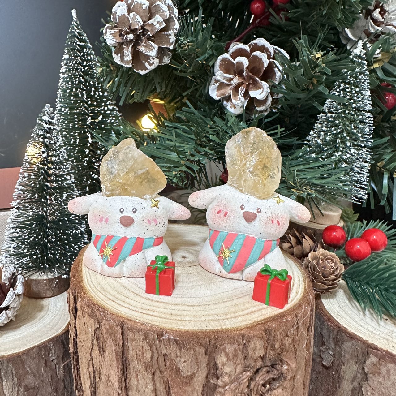 Christmas puppy with yellow crystal gemstone