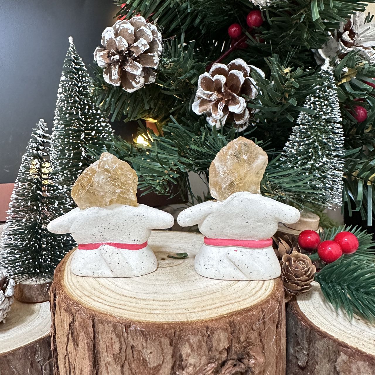 Christmas puppy with yellow crystal gemstone