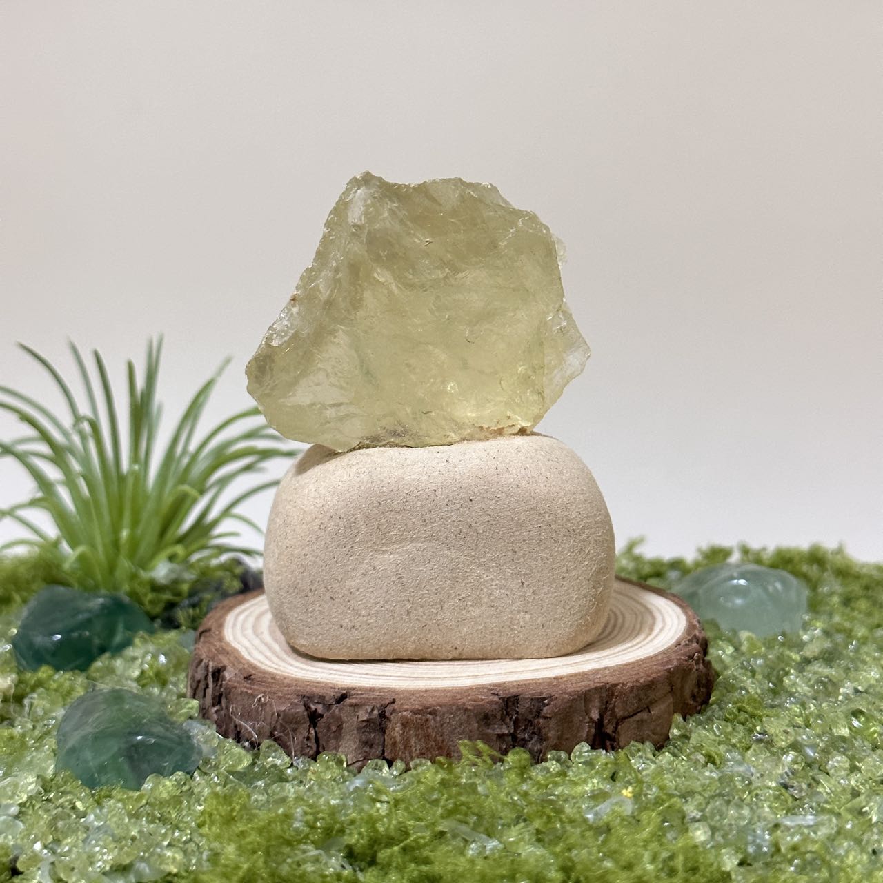 Yellow Crystal Cattle Sign